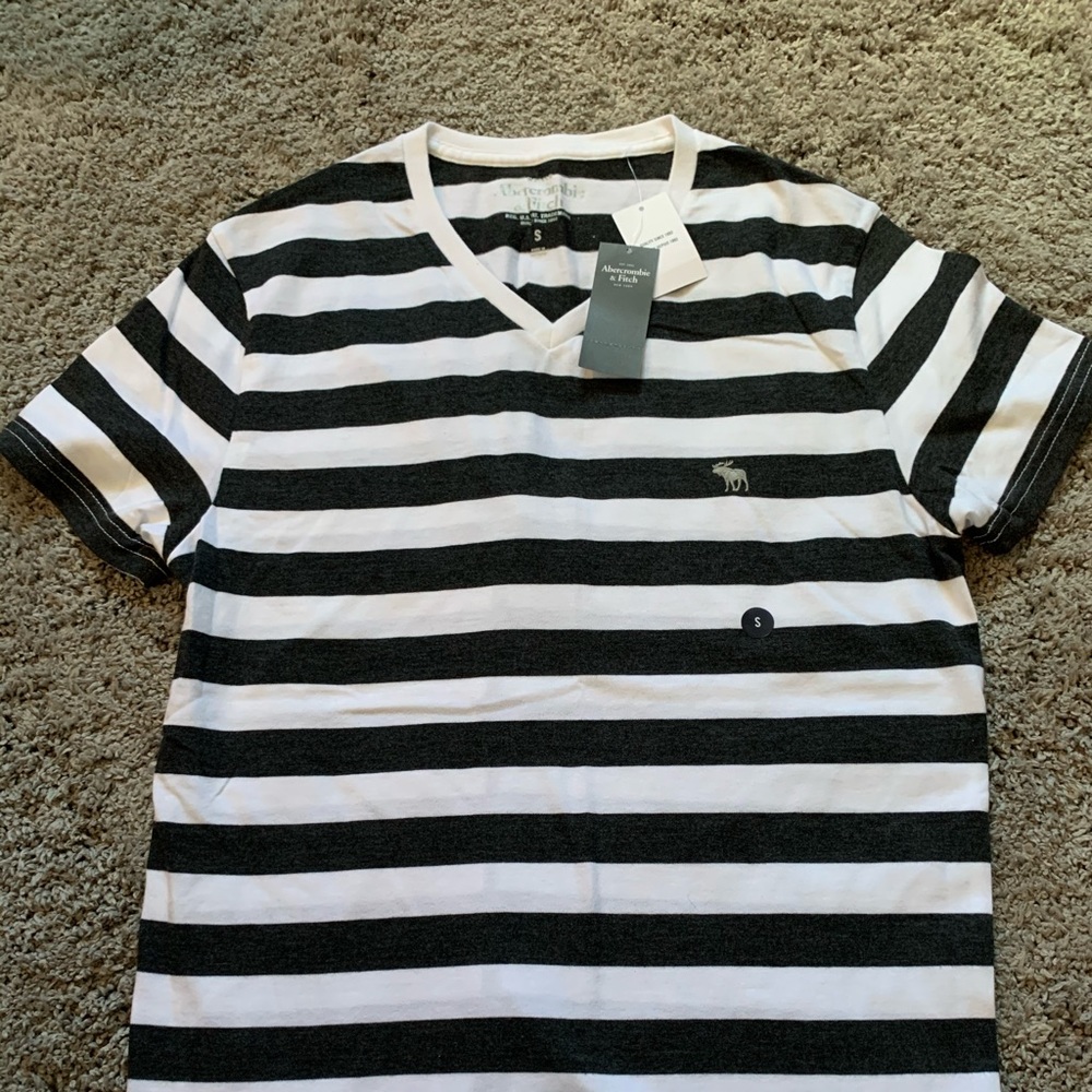 Abercrombie and Fitch Tee Shirt